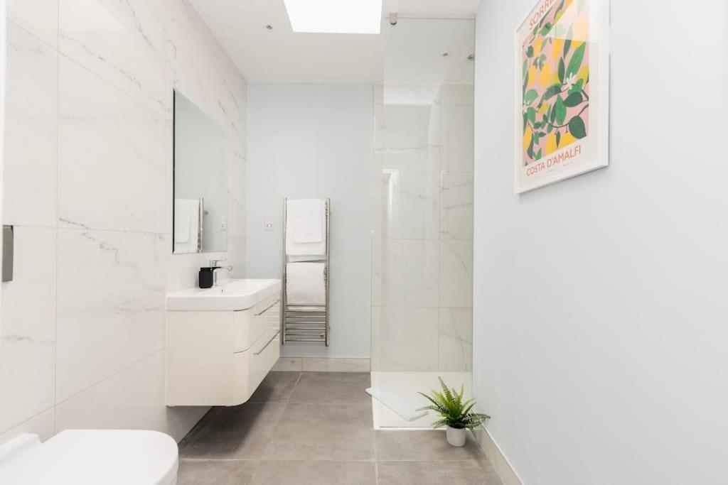 ロンドンModern House In South Kensingtonアパートメント エクステリア 写真